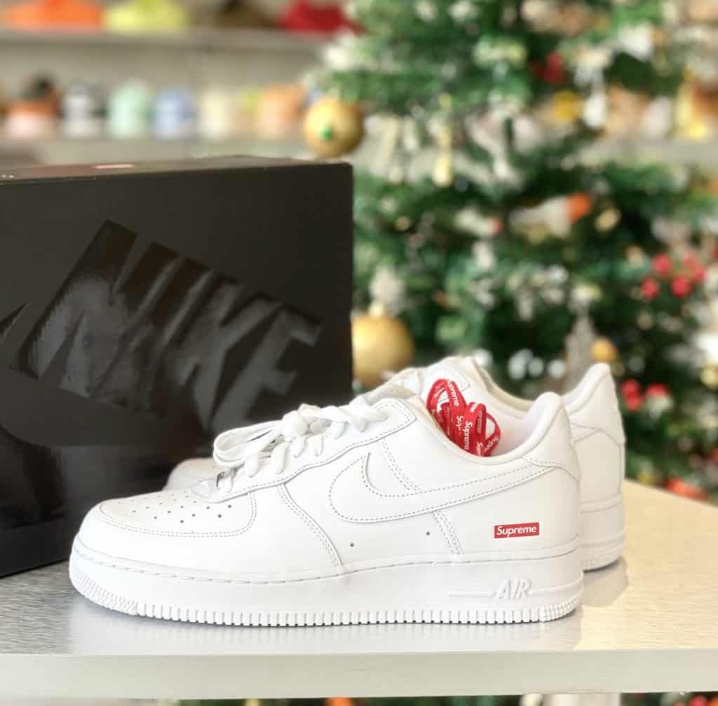 Supreme x Nike Air Force 1 Low " White "