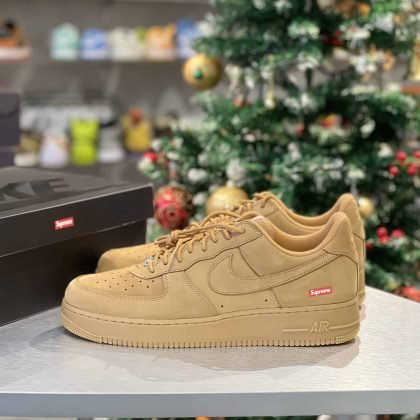 Supreme x Nike Air Force 1 Low " Wheat "