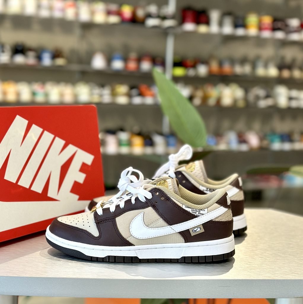 Nike Dunk Low " Brown Basalt " W