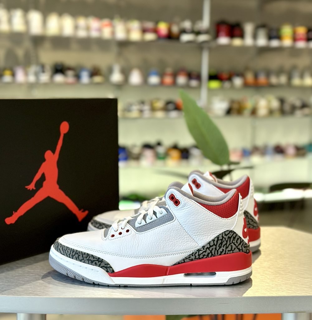 Air Jordan 3 " Fire Red " 2022