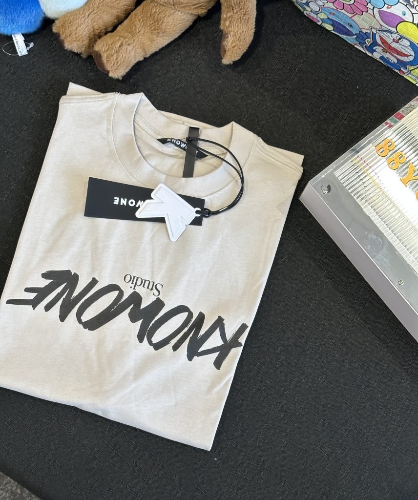 KNOWONE STUDIO Logo Tee Sail