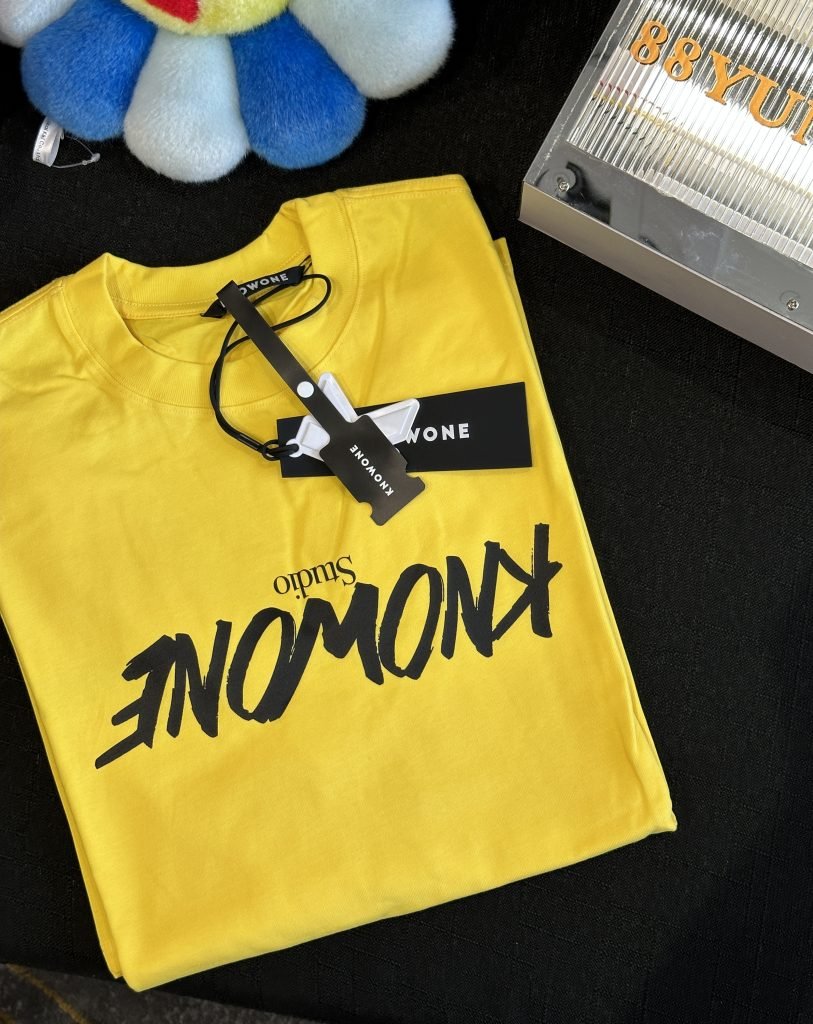 KNOWONE STUDIO Logo Tee Yellow