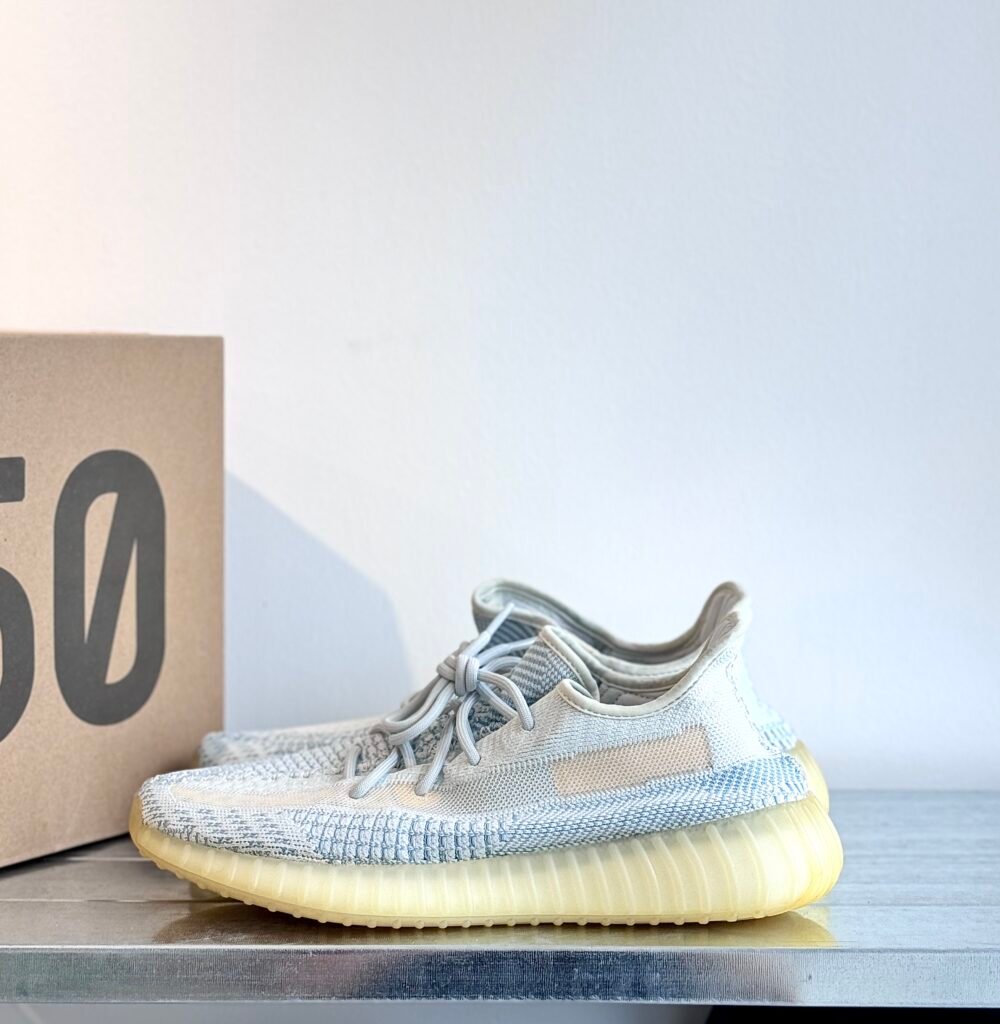 Yeezy high quality 350 v2white us8.5