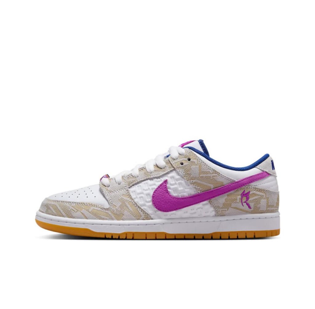 Rayssa Leal x SB Dunk Low " Pure Platinum Purple "