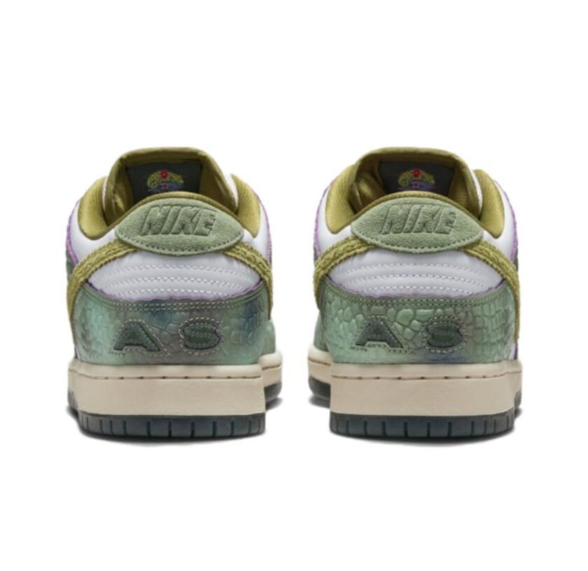 Alexis Sablone x Nike SB Dunk Low " Chameleon "